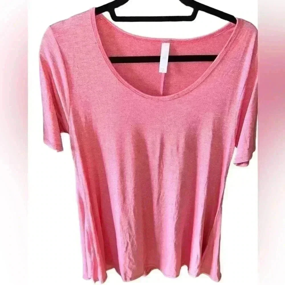 Lularoe Xs heather‎ red perfect T . NWT . Super soft.